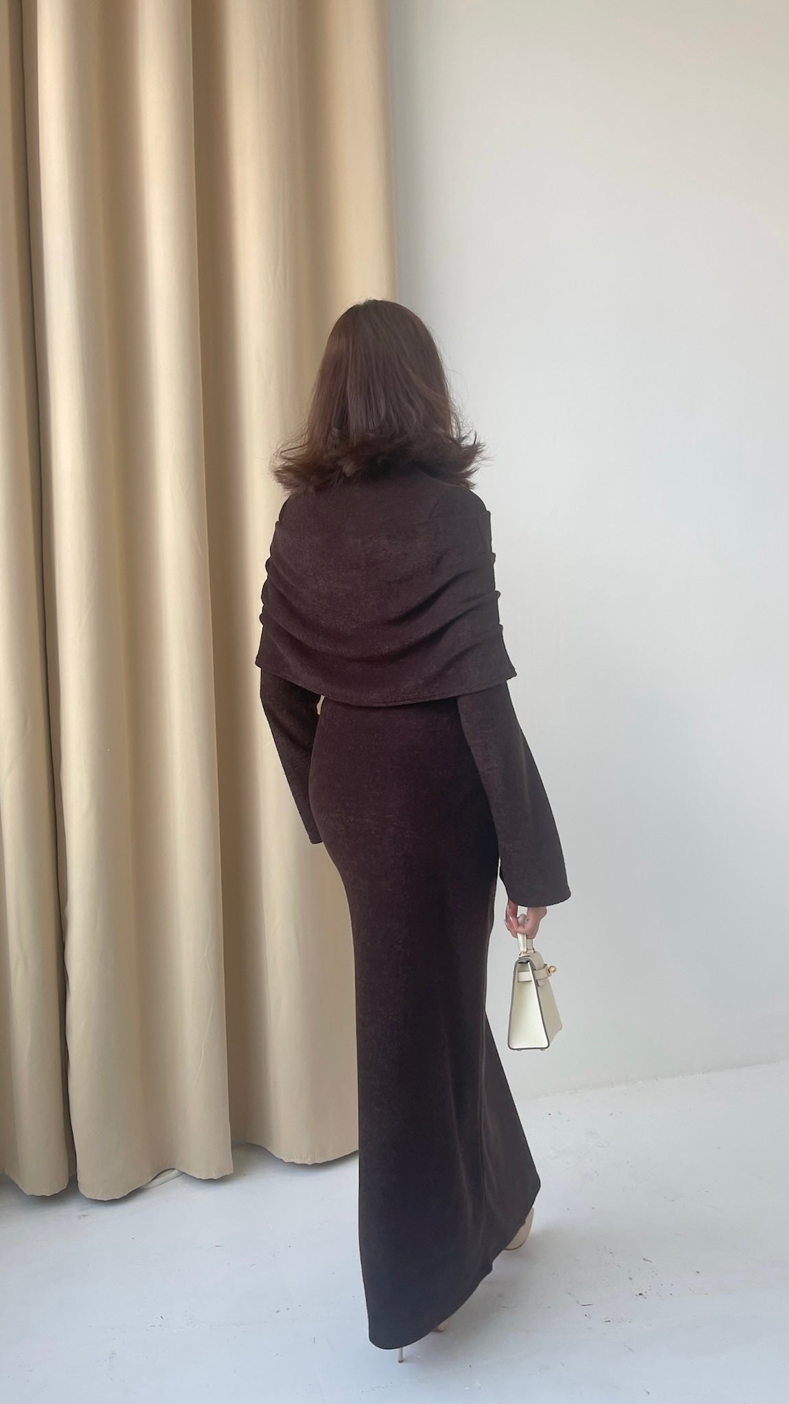 Aria Off-Shoulder Dress - Chocolate