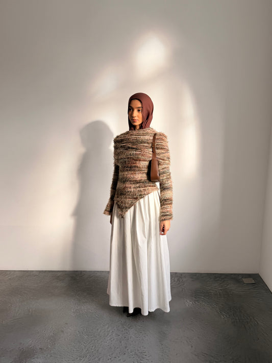 Modest Off the shoulder Top with asymmetric design 