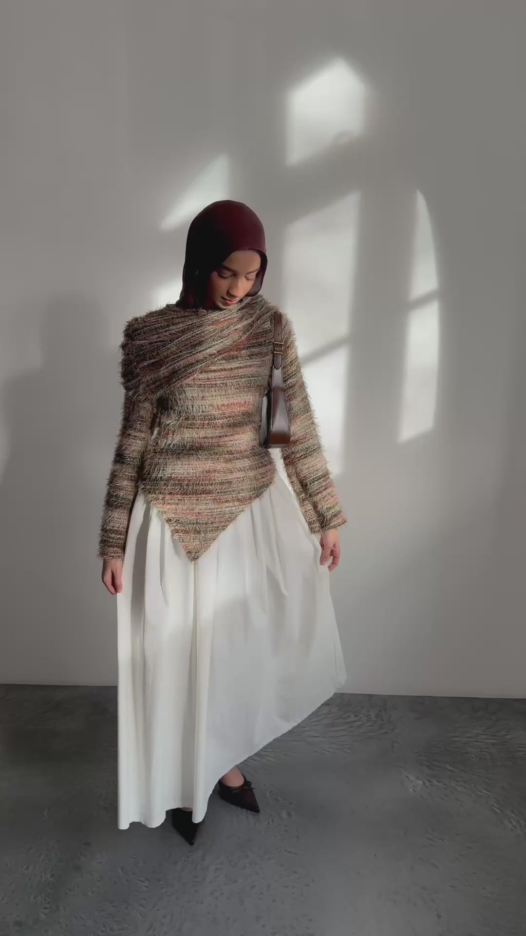 Modest Off the shoulder Top with asymmetric design 